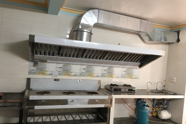 Thi công hút khói bếp